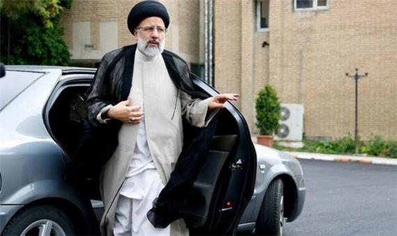 مشاور لاریجانی: رئیسی می تواند اصولگرایان را بر سر جایشان بنشاند