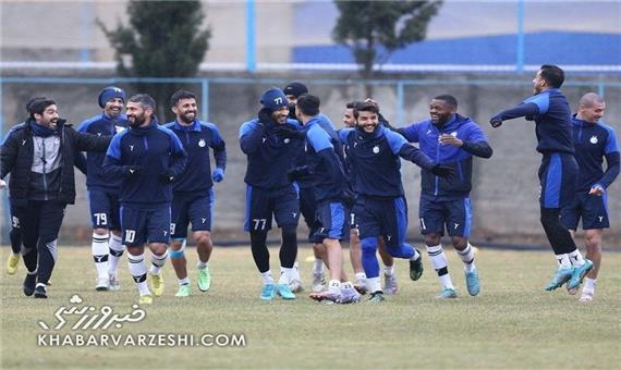 خروج یک هافبک از استقلال