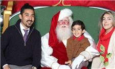 کریسمس قوچان‌نژاد در کنار خانواده و بابانوئل