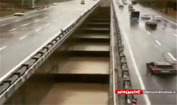 کنترل مهندسی سیلاب ها در بزرگراه شهید باکری تهران