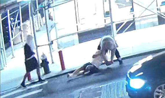 زورگیری دو مرد از یک شهروند وسط خیابان به خاطر یک ساعت گران‌قیمت!