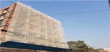 ساماندهی حصارهای کارگاهی و رفع سد معبر مصالح ساختمانی در منطقه13