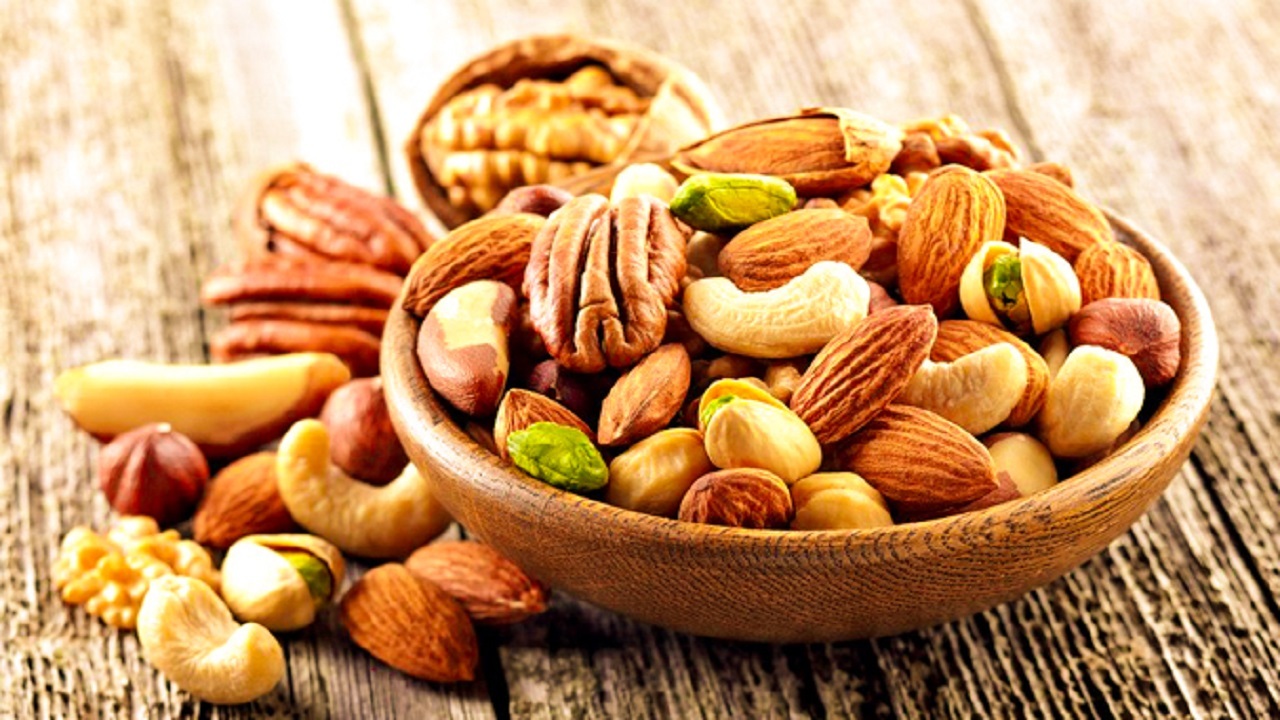قلبتان با مصرف آجیل مثل ساعت کار می‌کند!