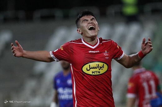 تمسخر مهاجم پرسپولیس از سوی پیشکسوت جنجالی