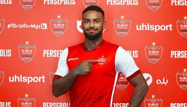 برنامه مهاجم پرسپولیس تغییر کرد