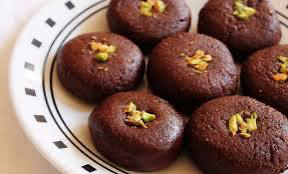 شیرینی خونگی شکلاتی