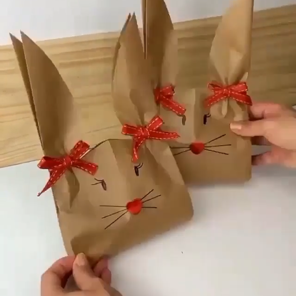 کاغذ کادوتو شبیه خرگوش کن!