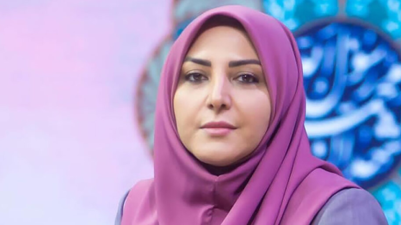 چهره ها/ ویدئو بامزه از المیرا شریفی‌مقدم در میان طوطی‌های سخنگو