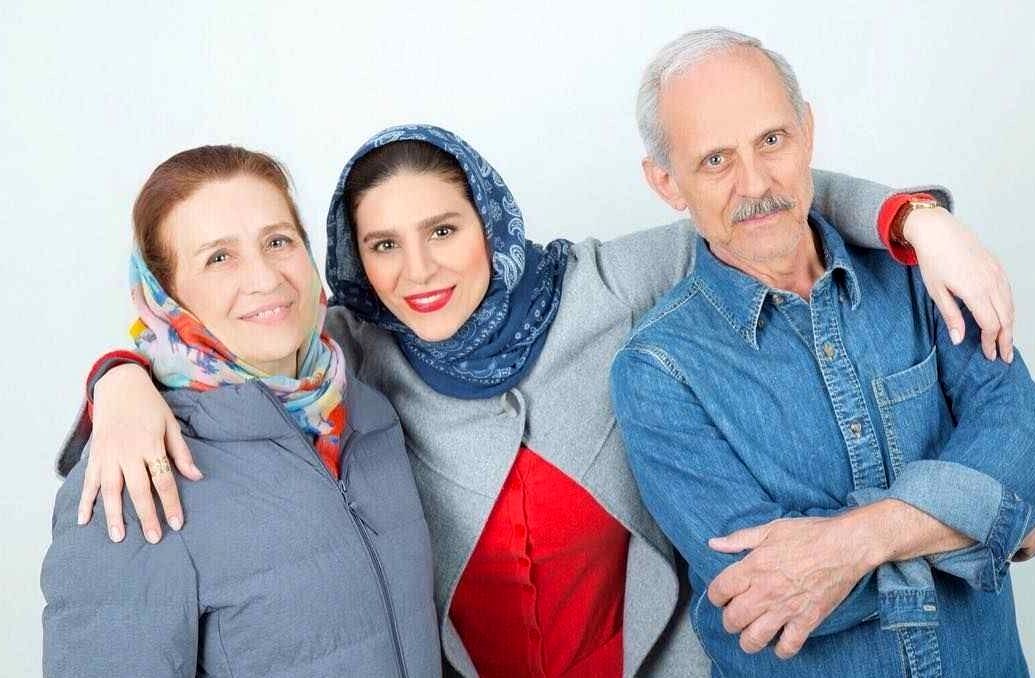 آریا بانو