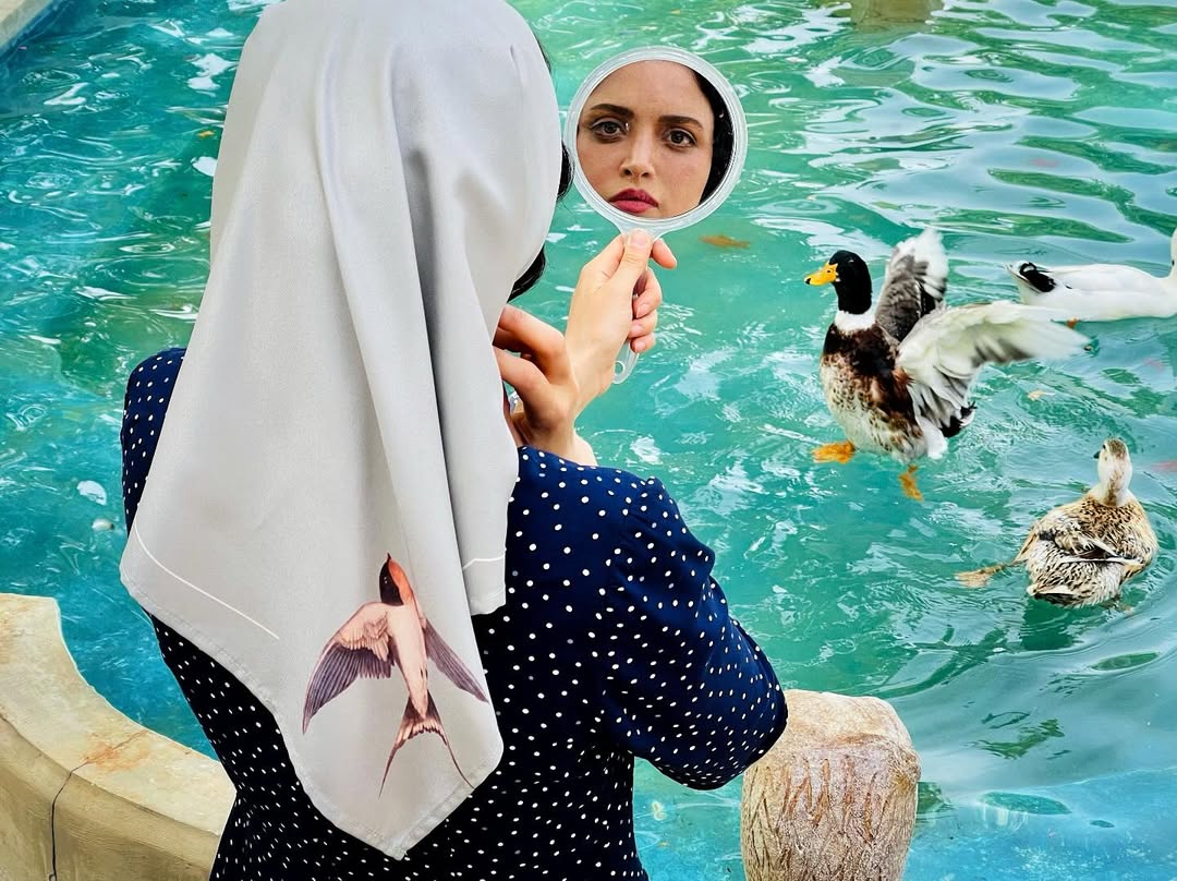 آریا بانو
