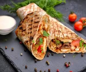 شاورما عربی، خوشمزه و متفاوت