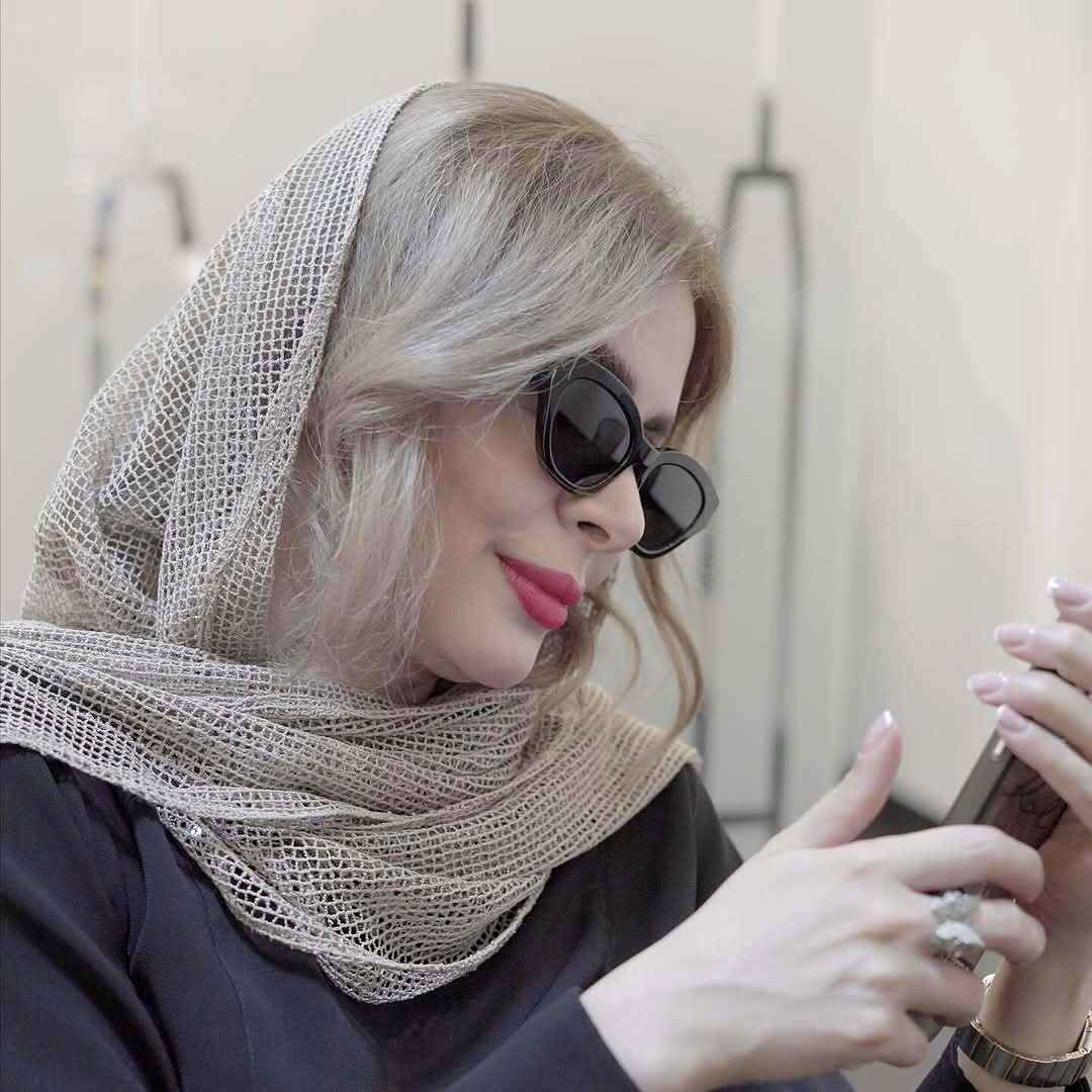آریا بانو