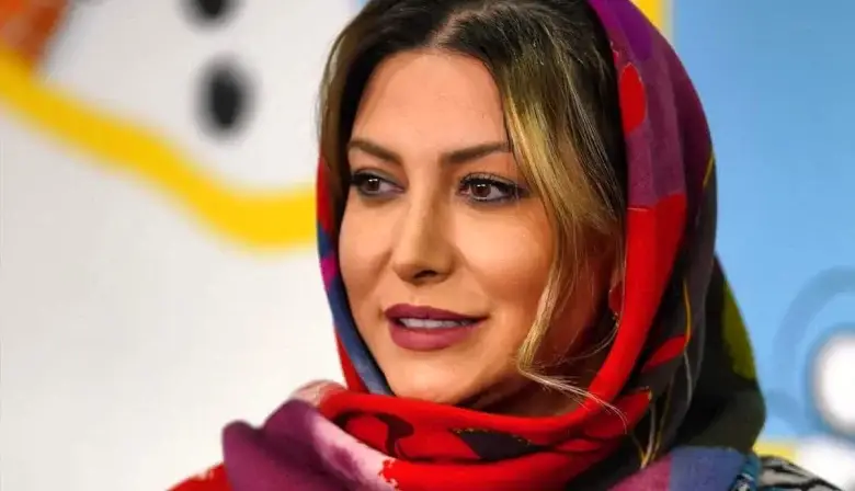 بازی عجیب فریبا نادری با فرزندش؛ روش های تربیتی‌تون یکم متفاوته!