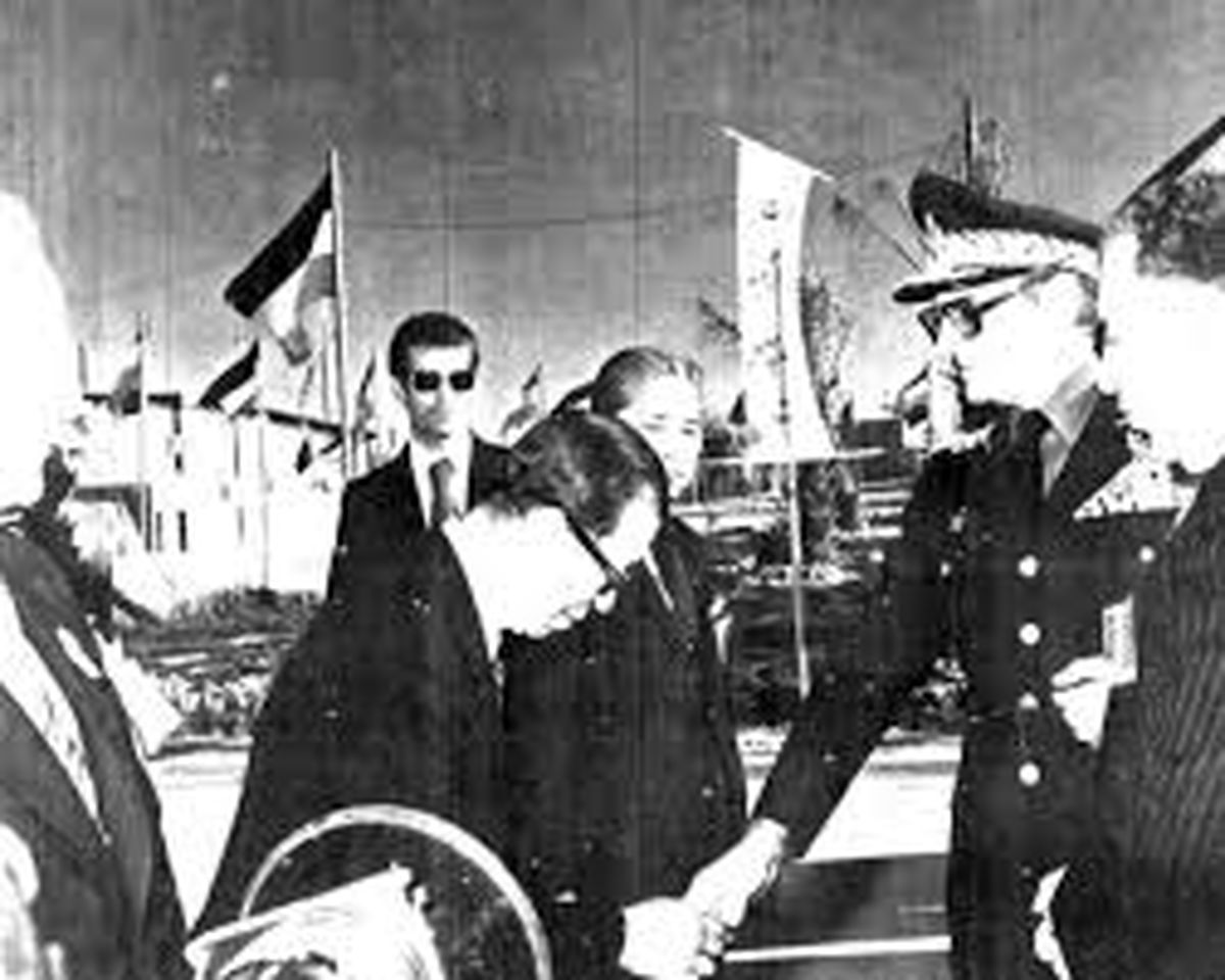 سقوط بشقاب پرنده در تهران روزی که صنعت پتروشیمی متحول شد