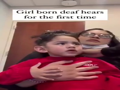واکنش بچه ناشنوایی که اولین بار صدای مادرش رو میشنوه !