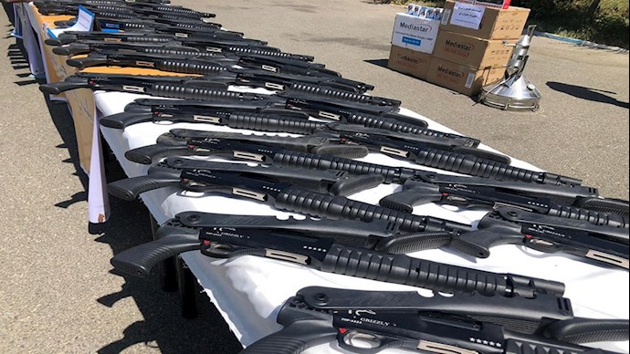 کشف ۱۰۰ قبضه سلاح شورشی در گمرک بازرگان