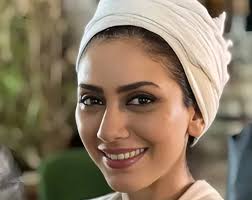 چهره ها/ژست متفاوت مونا فرجاد در عکس تازه‌اش