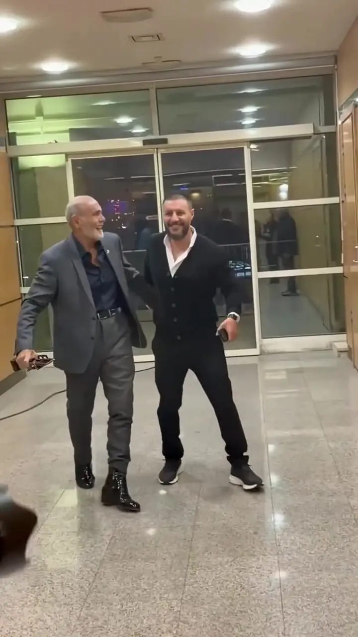 شوخی جالب جمشید هاشم پور با جواد عزتی