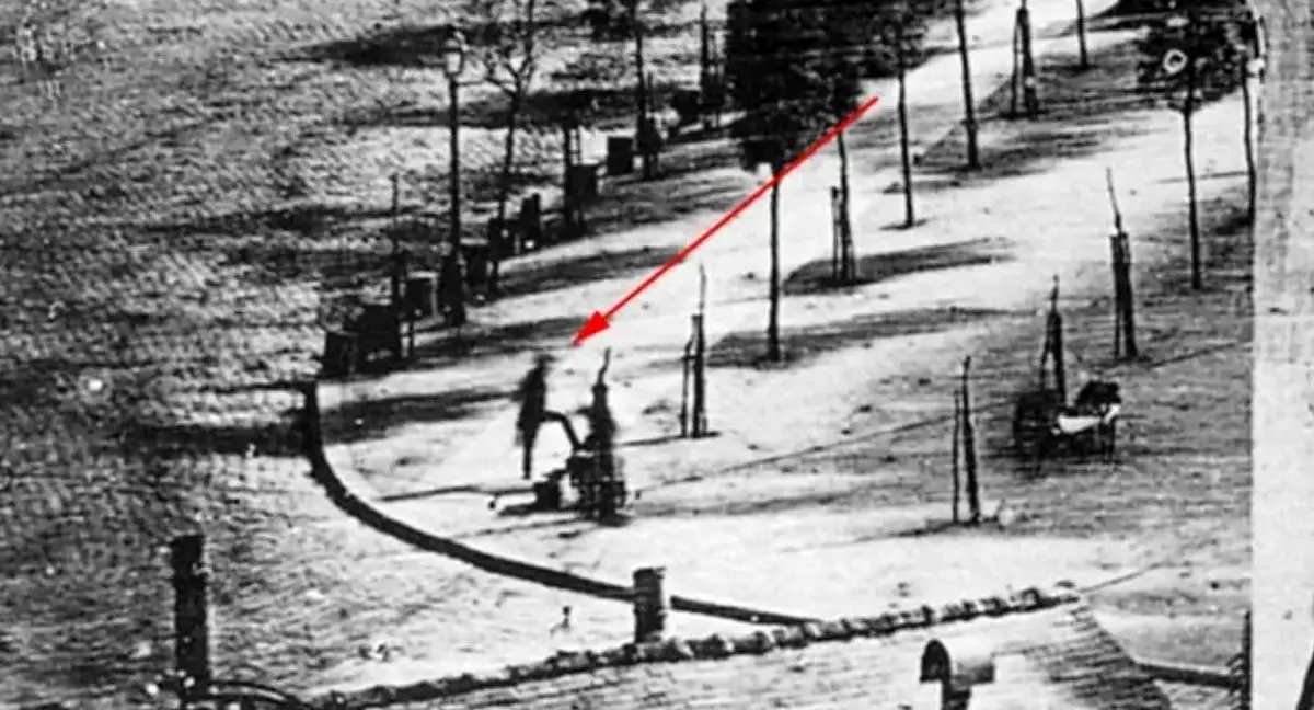 اولین عکس تاریخ از انسان را ببینید