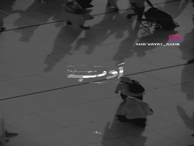 قرب، ادب میاره !