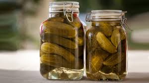 خیارشور ۱۵ دقیقه‌ای تُرد و خوشمزه