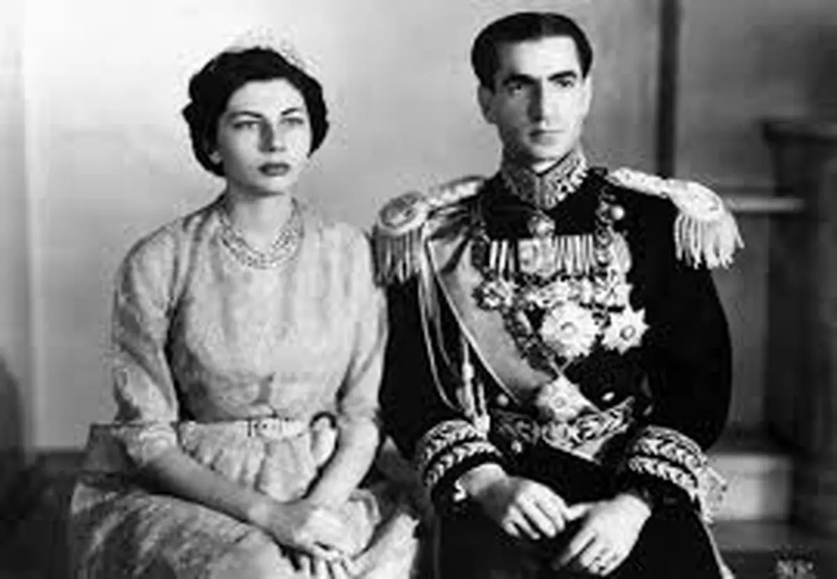 سفر در زمان؛ «ثریا اسفندیاری و محمدرضا پهلوی» در سفر لندن؛ سال ۱۳۳۳