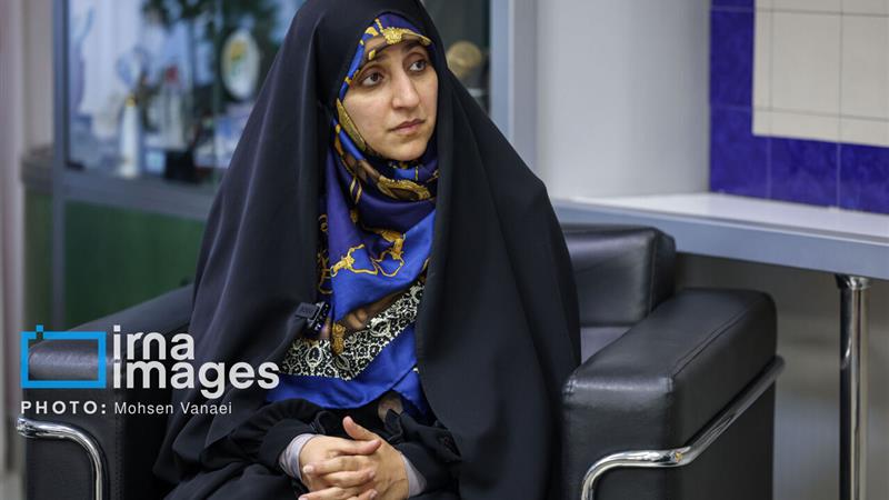 بهروز آذر: صدور گواهینامه موتورسواری برای زنان منع قانونی ندارد