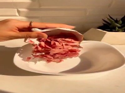 ساندویچ سوخاری خوشمزه !