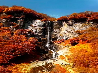 آبشار لاتون یکی از جاهای دیدنی آستارا