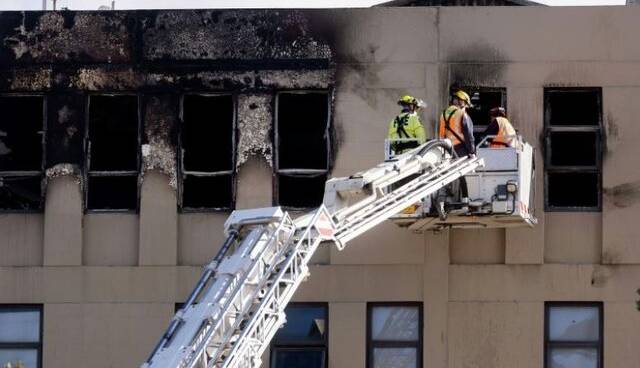 حریق یک ساختمان اداری در اندونزی جان ۱۸ تن را گرفت