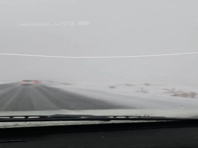 بارش برف در جاده‌ چالدران