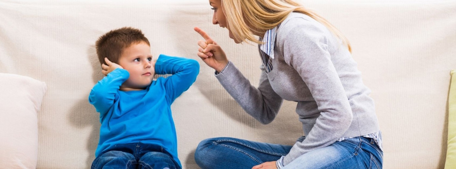 چگونه جلوی فریاد زدن سر فرزندانم را بگیرم