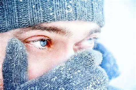 چگونه از خشکی چشم در هوای سرد زمستان پیشگیری کنیم؟