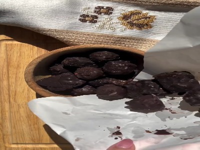 انرژی بار شکلاتی و سالم برای تغذیه بچه ها