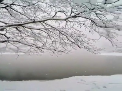 دریاچه زیبا و برفی سقالکسار ،گیلان