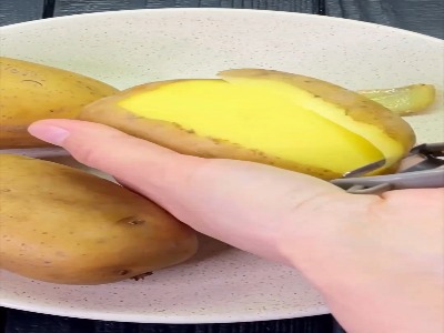 بچه ها عاشق سیب زمینی متری میشن