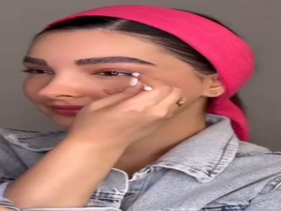 با این ترفند راحت خط چشم بکش