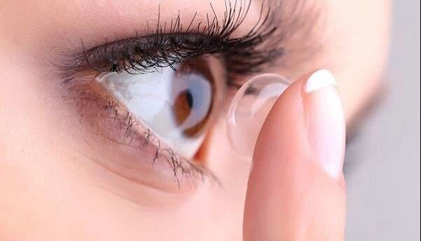 خطر عفونت انگلی چشم برای کاربران لنزهای تماسی