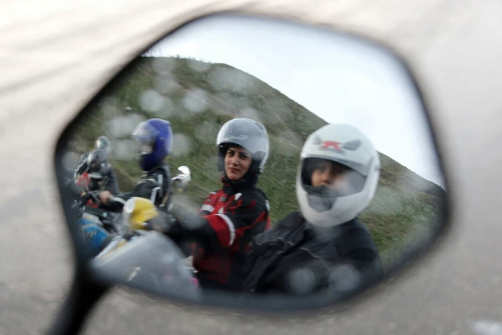 دولت فراجا را مکلف به آموزش موتورسیکلت‌سواری بانوان کرد