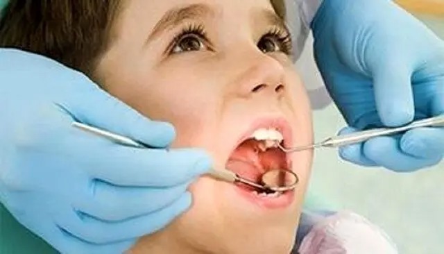 نخستین دندان دائمی؛ چرا «دندان شش» آینده لبخند کودکان را می‌سازد؟