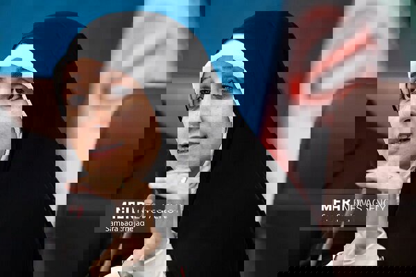 بهروزآذر: مسئولیت مدیران زنان فراتر از پرسنل دستگاه‌هاست