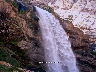 آبشار کرودیکن در استان چهارمحال و بختیاری