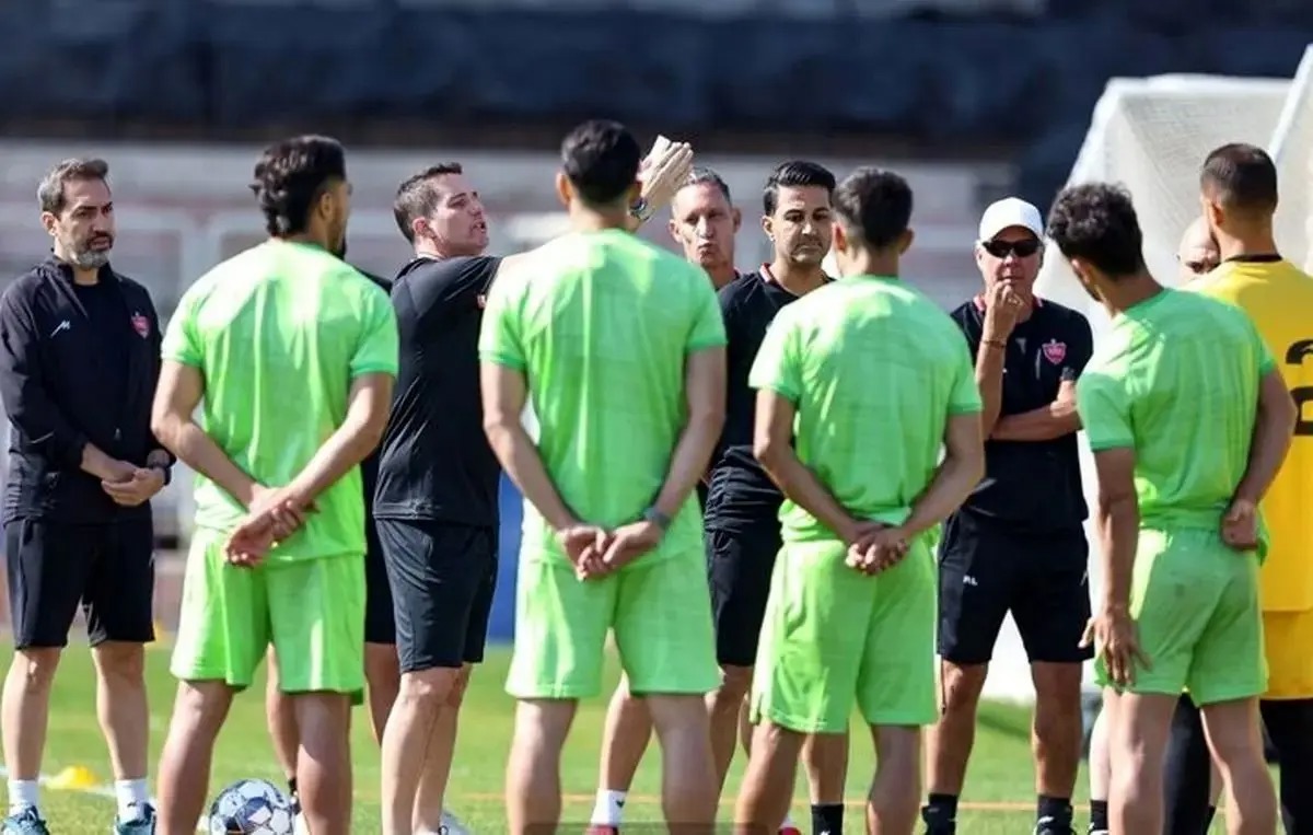 ۶ ستاره پرسپولیس در لیست خروج قرار گرفتند