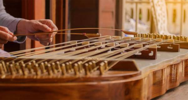 اجرای زیبا و بی نظیر با سنتور