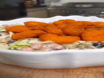 سالاد میگو سوخاری با نخود رو هیچ جا نخوردی!