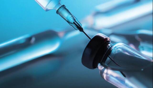 هشدار درباره عوارض تزریق دارو و ویتامین‌ها در خانه