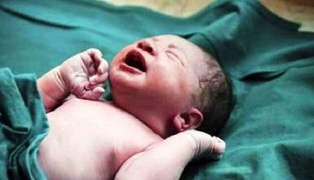 نسخه طب ایرانی برای تولد نوزاد سالم؛ مادران باردار چه بخورند؟