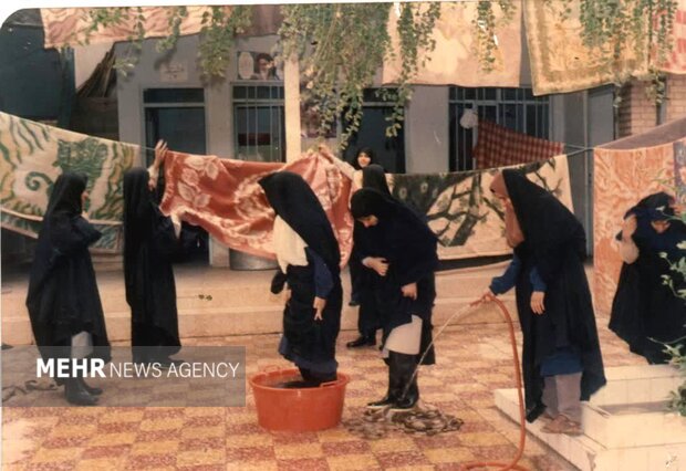 آریا بانو