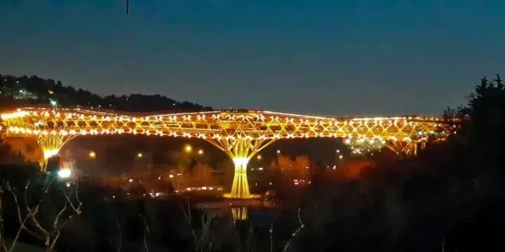 پل طبیعت امشب نارنجی می‌شود