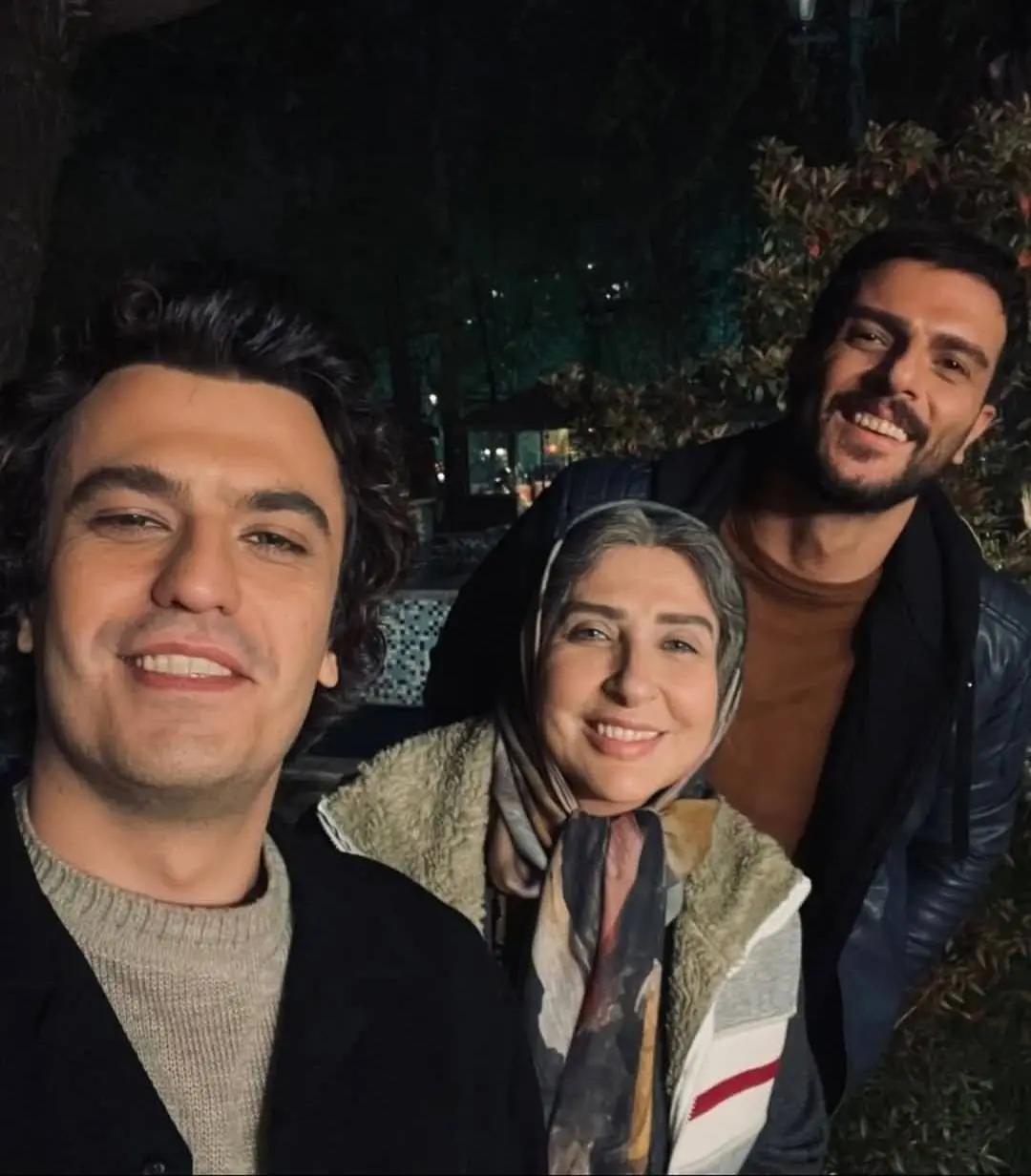 آریا بانو